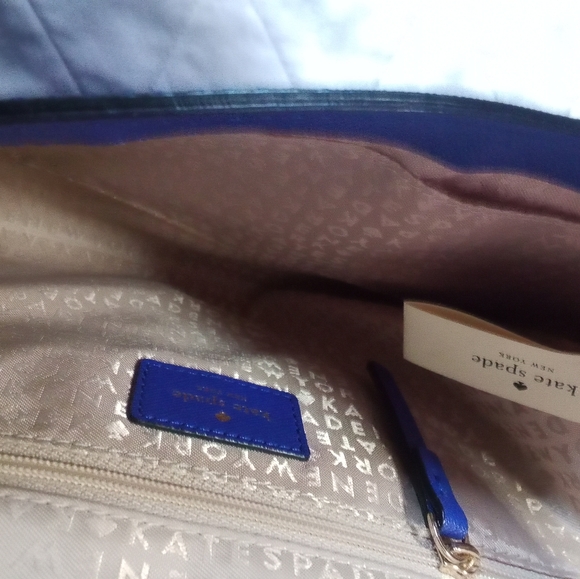 Kate Spade crossbody purse with gold chain - Picture 7 of 9